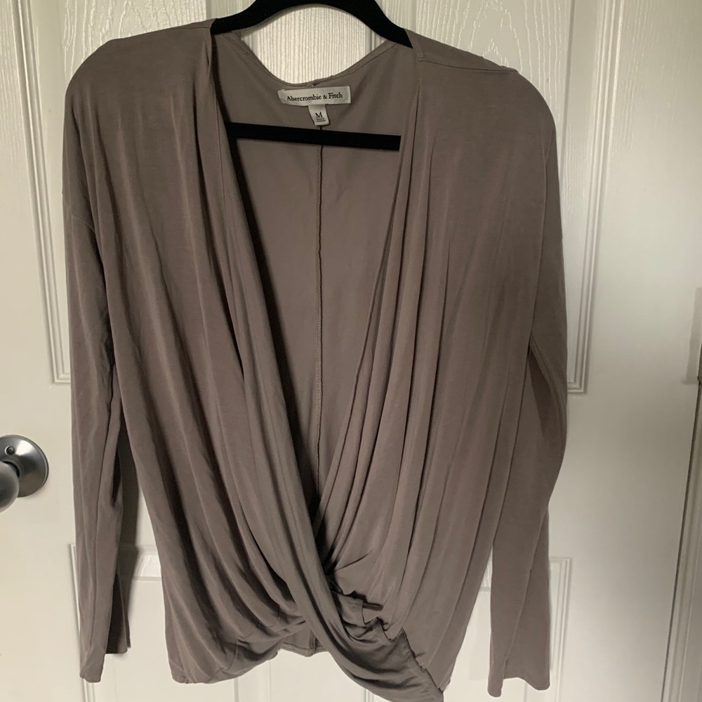 Abercrombie & Fitch long sleeve cross blouse